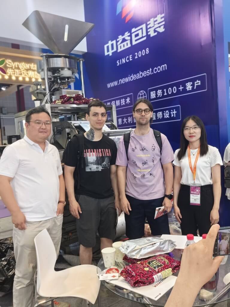 中益包装在上海国际酒店及餐饮行业展会中大放异彩！